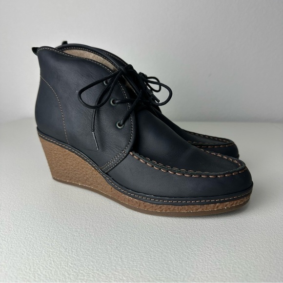 OluKai Women’s Black Leather Lace Up Wali Wedges Size 7 - Picture 1 of 6